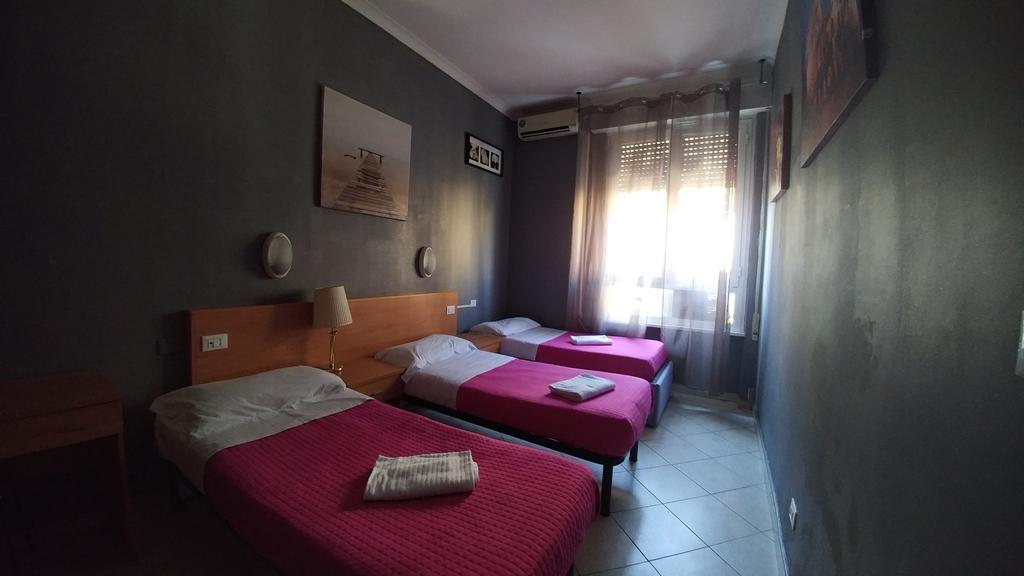 רומא Ciak Hostel מראה חיצוני תמונה